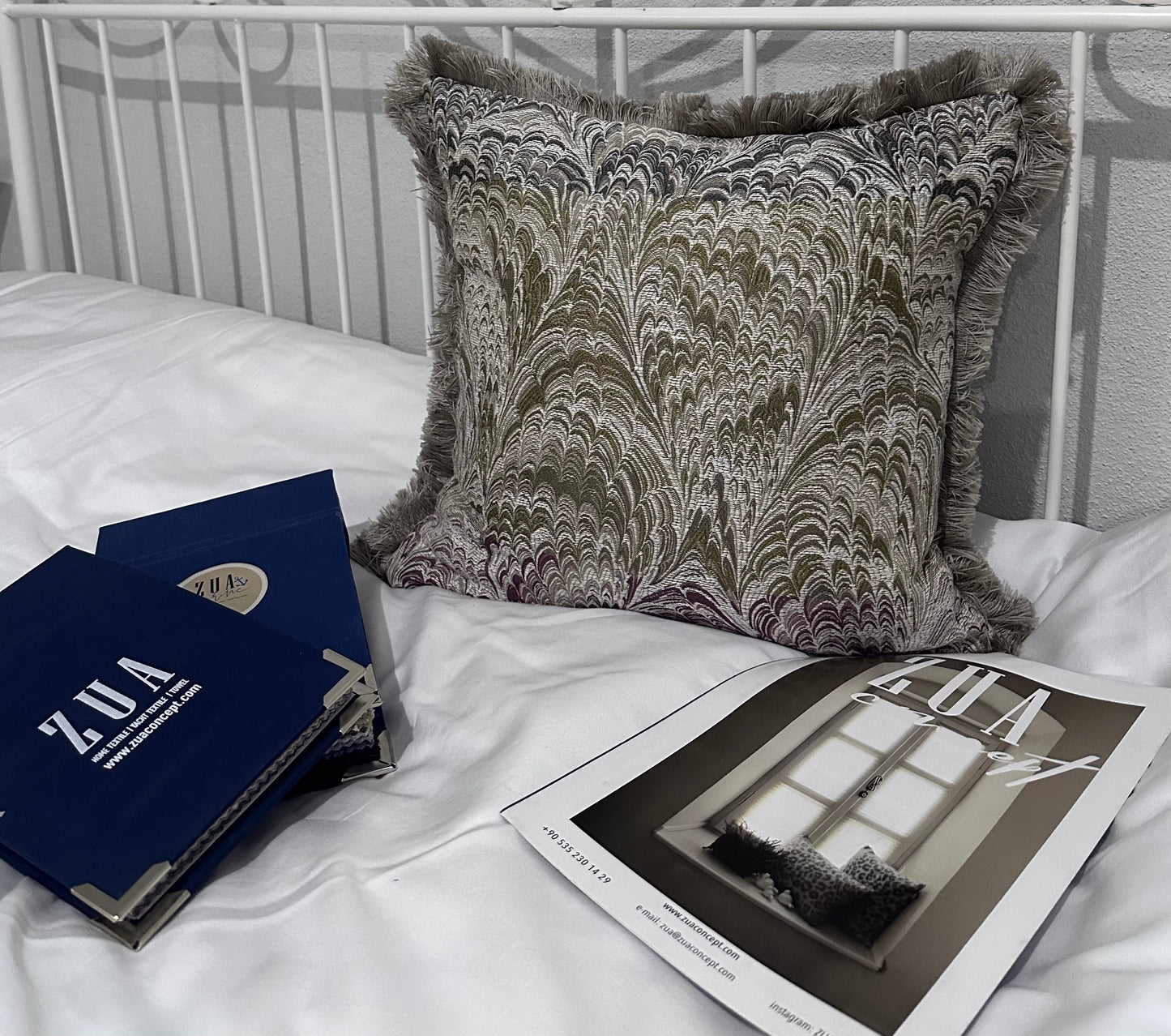 Kırlent/yastık Kılıfı Jakarlı Dokuma tavuz desen vizon saçaklı