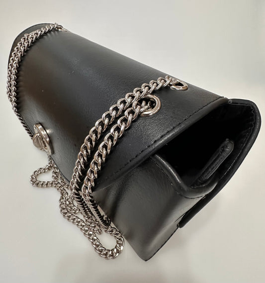 RETRO TARZ HAKİKİ DERİ SİYAH OMUZ ÇANTASI