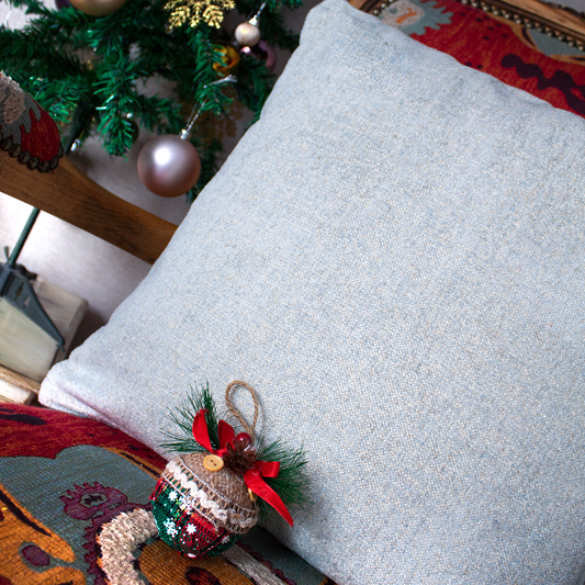 AÇIK MAVİ JAKARLI KIRLENT KILIFI