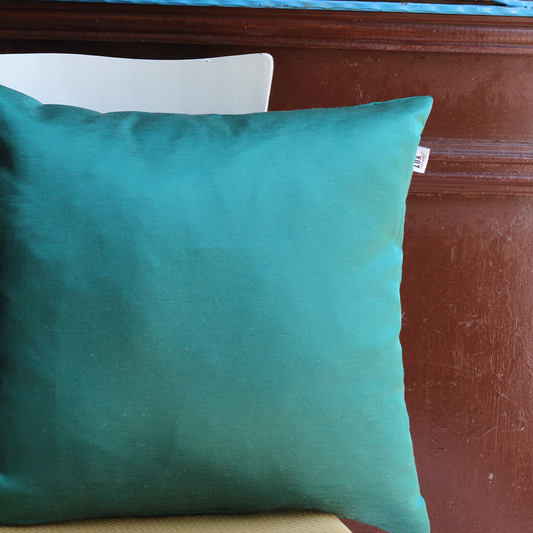 PARLAK YEŞİL JAKARLI KIRLENT KILIFI