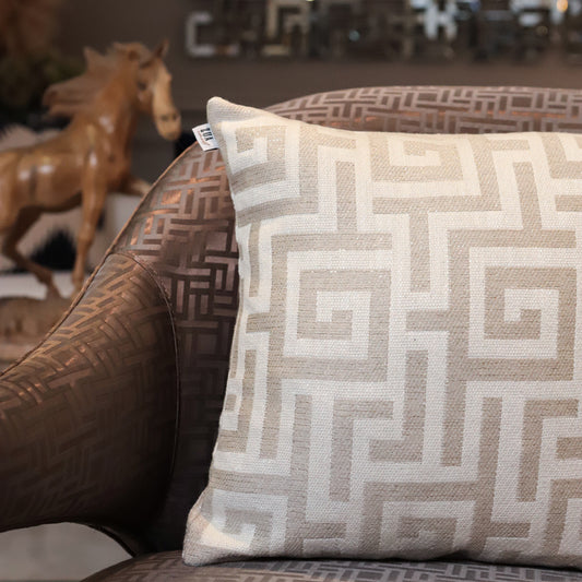 LABİRENT DESEN JAKARLI DOKUMA KIRLENT KILIFI