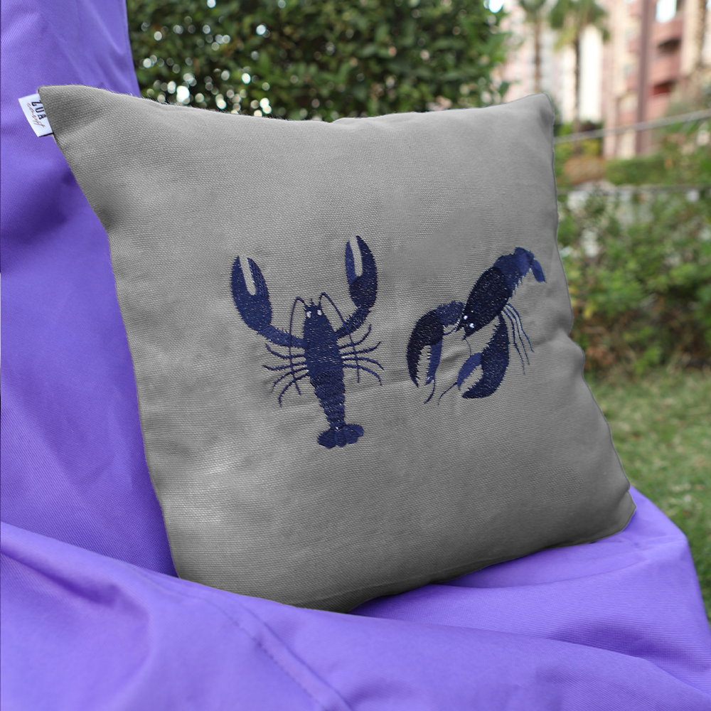 ISTAKOZ NAKIŞLI GRİ KIRLENT KILIFI